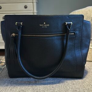 Kate Spade LIKE NEW shoulder tote size bag